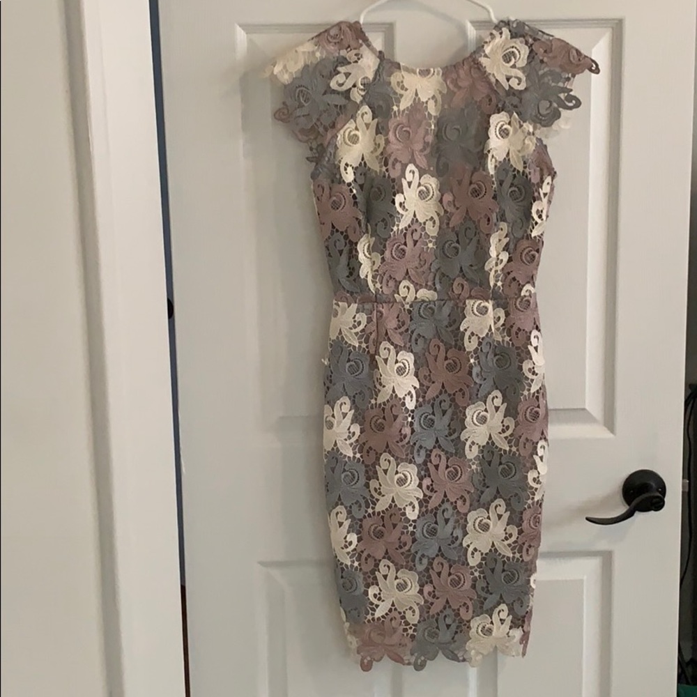 Dress - Picture 5 of 5